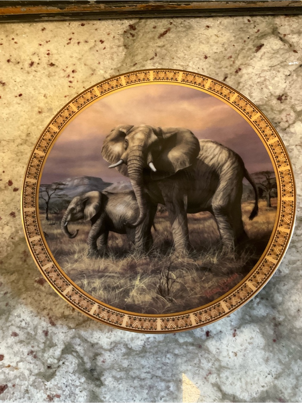 Collectors Round Plate, Elephant and Baby Wall Art